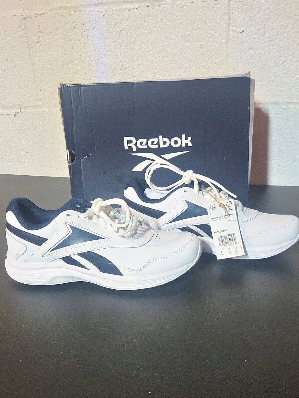 Reebok Walk Ultra 7 DMX Max Walking Shoes White & Blue US 7